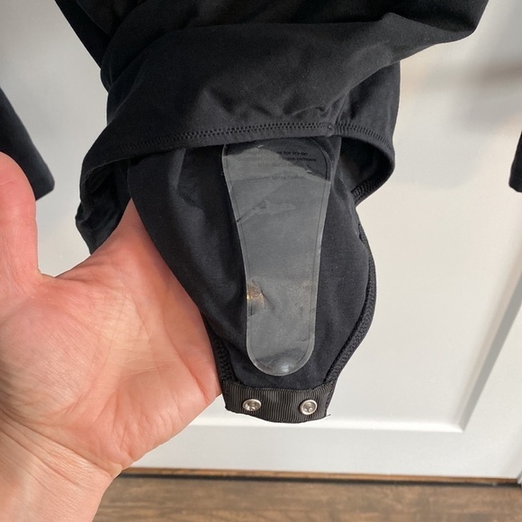 Everlane Black The Henley Bodysuit Size S NWT - Picture 8 of 9